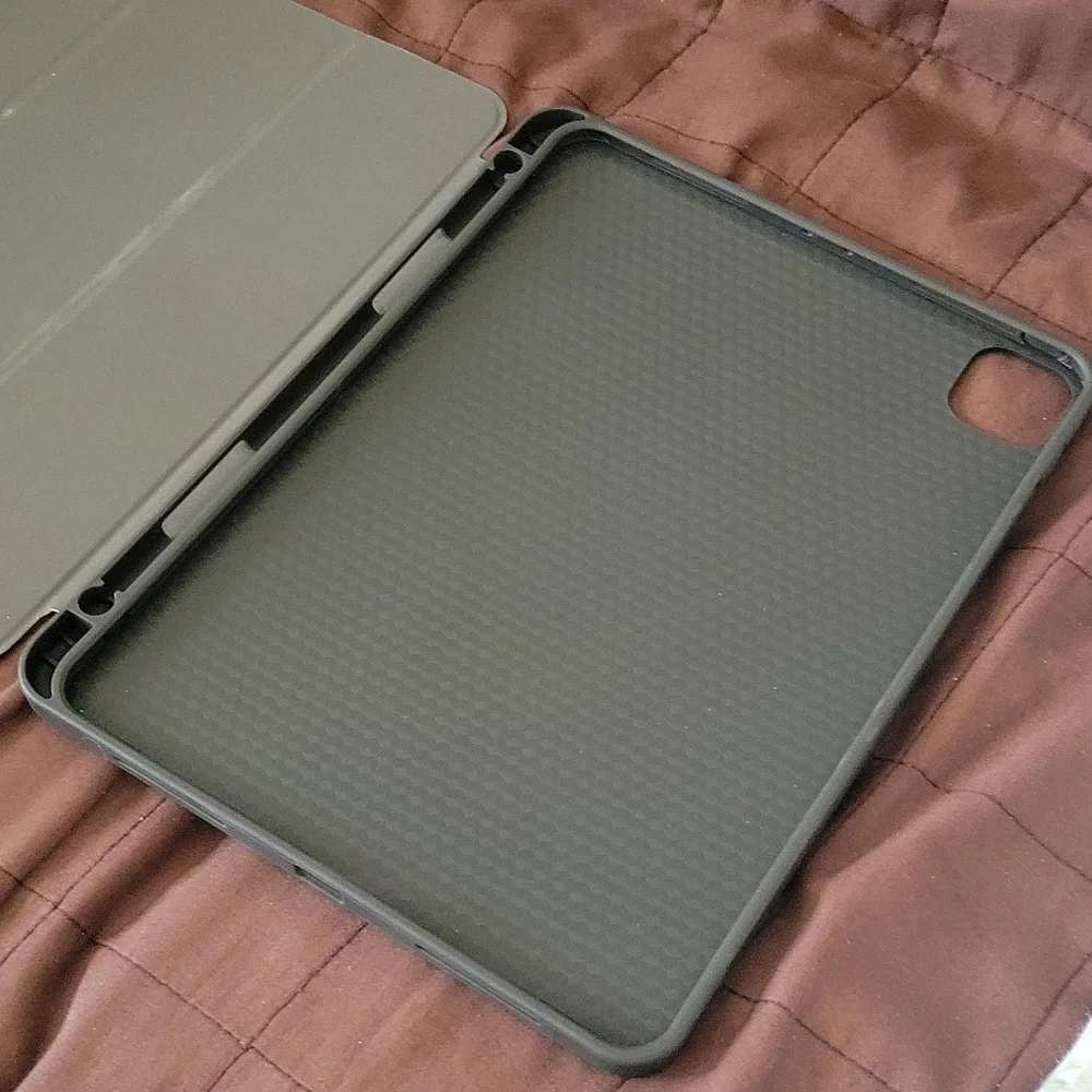 Apple iPad Pro 11-inch 2021 Slim Trifold Case with Pencil Holder